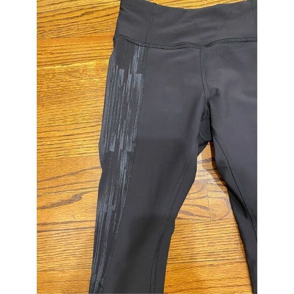 Lululemon leggings size 4 - Picture 2 of 6